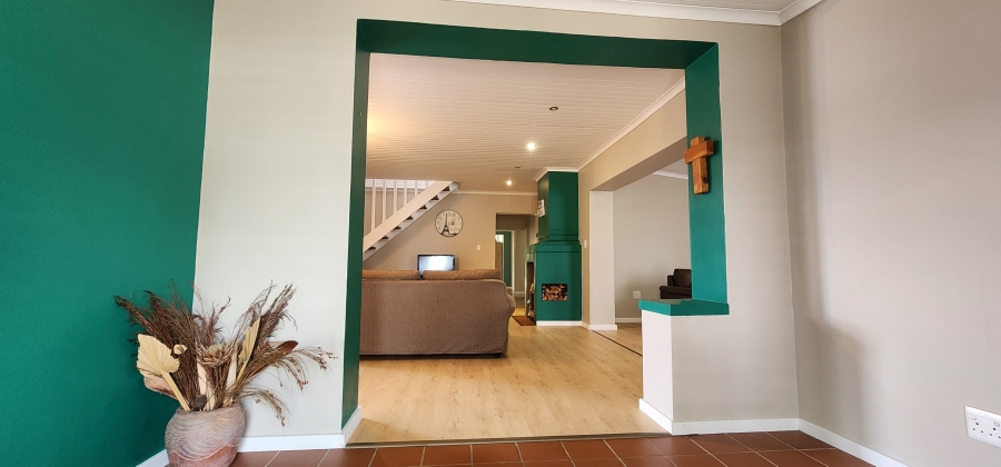 4 Bedroom Property for Sale in Swellendam Western Cape